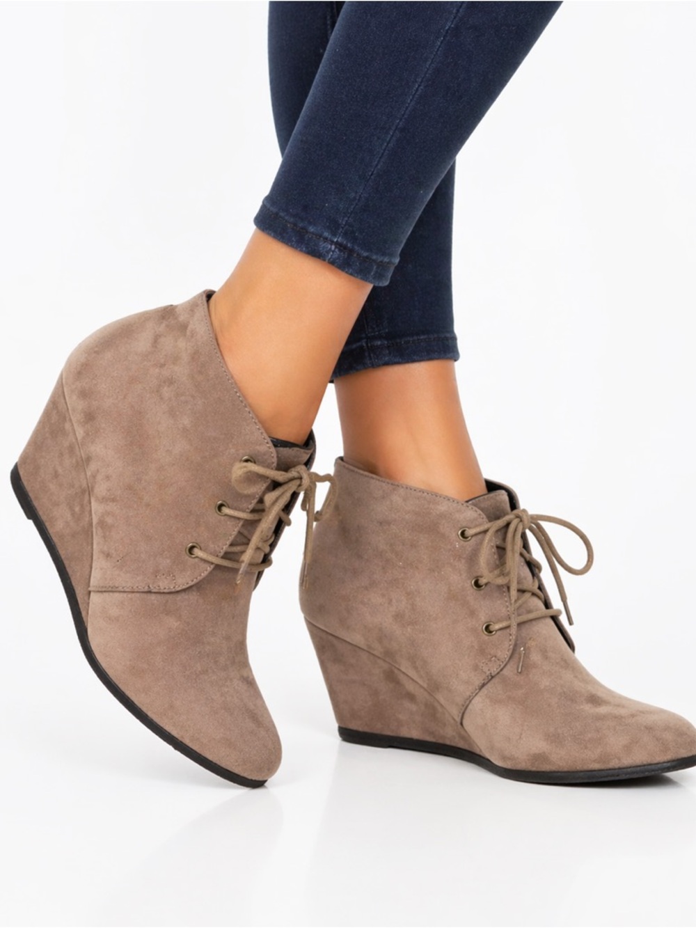 Franco‎ Sarto Size 8.5 Taupe Suede Wedge Booties